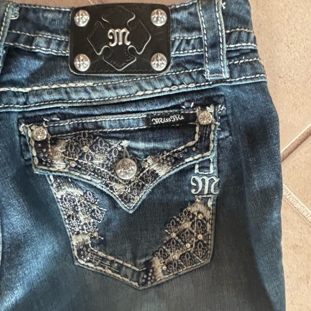 Miss Me Jean Capris